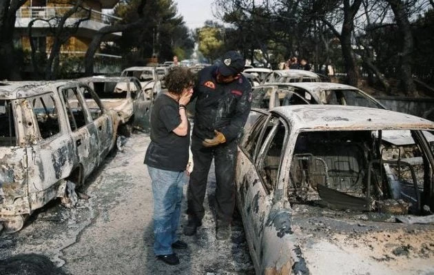 Φωτιά στο Μάτι: «Ποιοι φοβούνται να μην “καούν”»